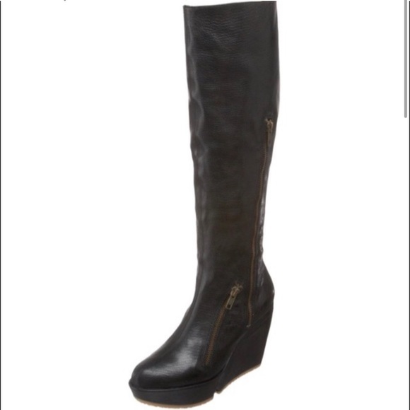 Anthropologie Shoes - Anthropologie FarylRobin Elspeth Platform Moto Boots Black Leather Size 6